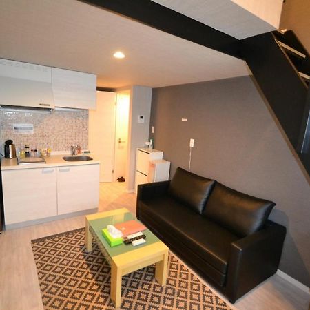 Aparthotel Palais Royal With Parking Sapporo Exterior photo